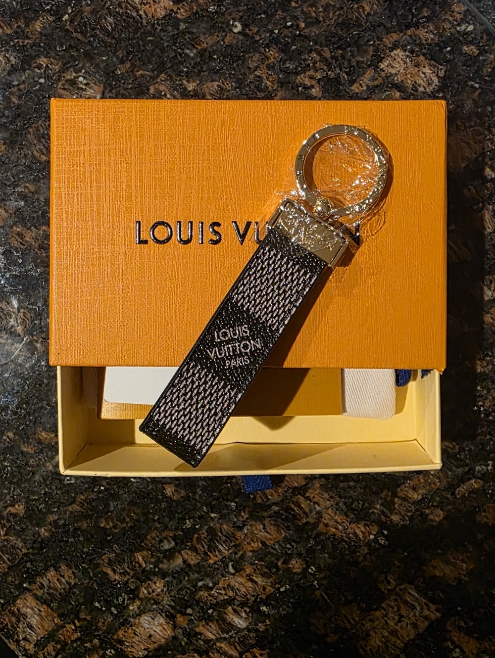 W/BOX Black Checkered Key Chain Strap